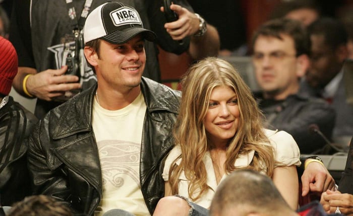 Josh-Duhamel-Fergie.jpg